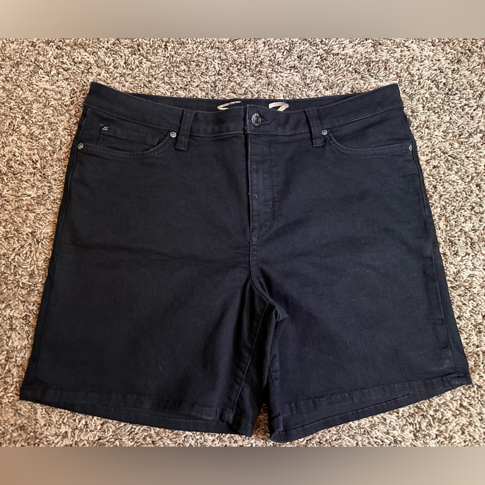 Seven 7 Jean Black Weekend Shorts Size 16